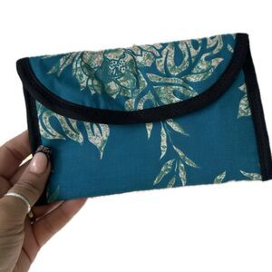 Handmade Hawaiian Tropical Quilted Lining Snap Closure 3 Pocket Wallet Pouch